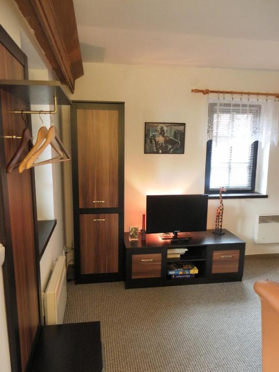 U Kralovny Dagmar Hotell Karlštejn Rom bilde